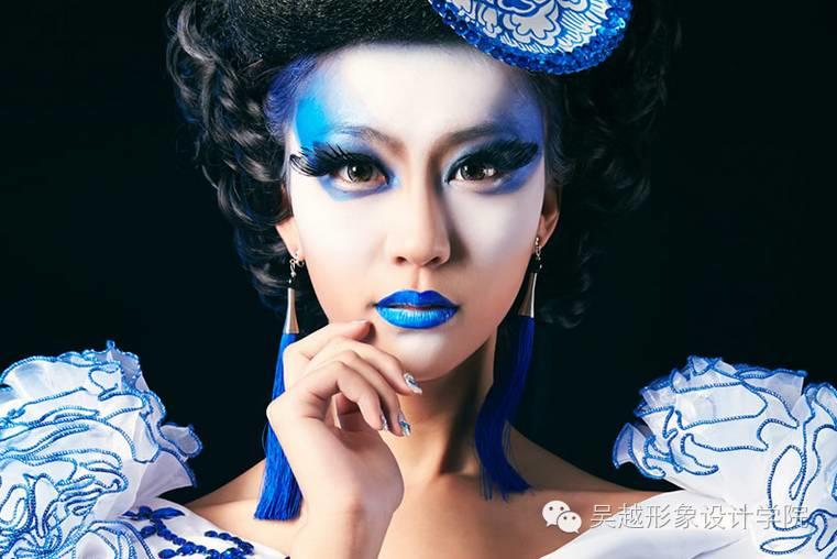 從零開始學(xué)化妝難嗎，小編來告訴你