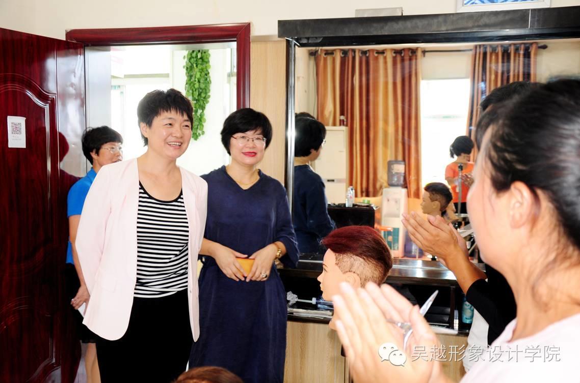 濮陽市婦女聯(lián)合會閆巧云主席一行來校調(diào)研