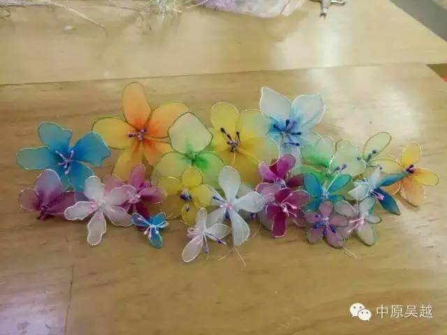 原來化妝師的那些飾品就是這么來的！