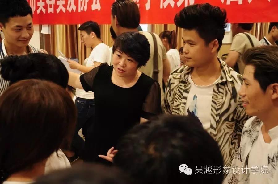 吳越學(xué)校&美協(xié)會(huì)員店第一屆招聘會(huì)圓滿(mǎn)結(jié)束！